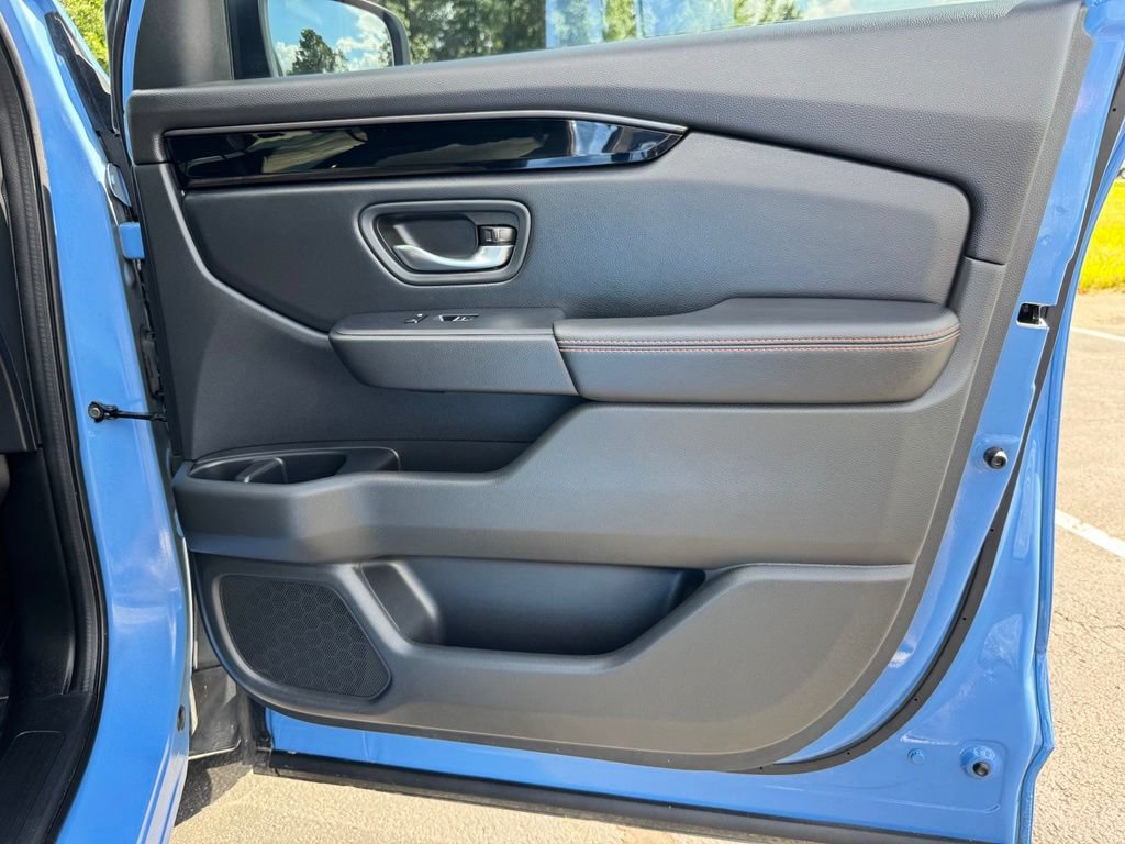 Used 2023 Honda Pilot TrailSport image 27