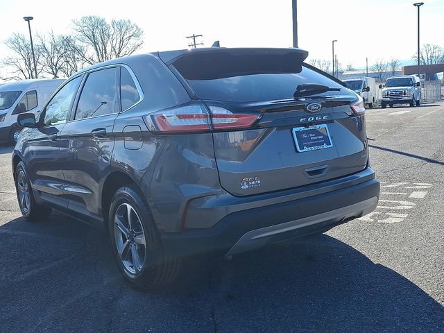 Certified 2022 Ford Edge SEL w/ Convenience Package image 2