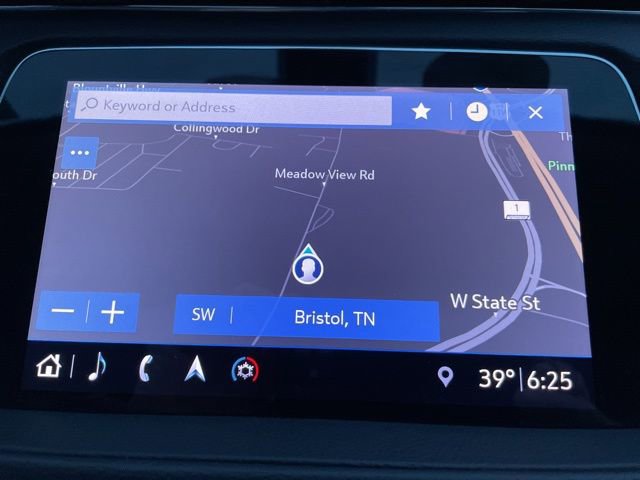 Used 2019 Cadillac XT4 Luxury w/ Cold Weather Package image 38