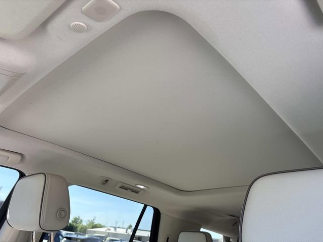Used 2022 GMC Yukon Denali AWD/4WD image 30