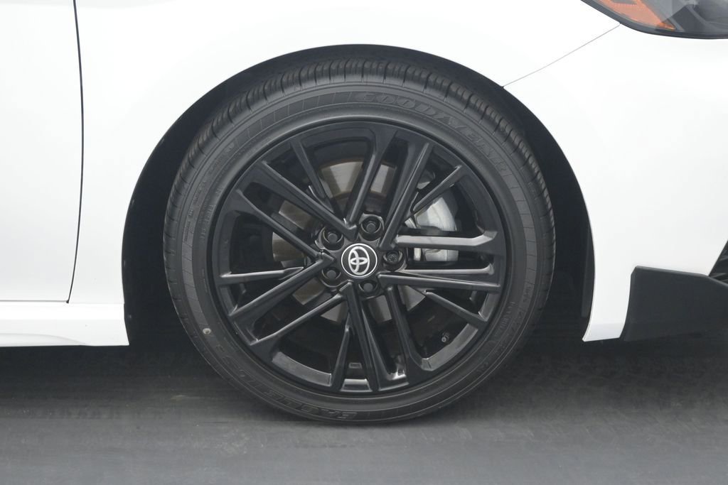 Used 2025 Toyota Camry SE FWD image 24