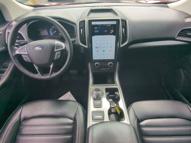 Certified 2024 Ford Edge SEL w/ Convenience Package AWD/4WD image 16