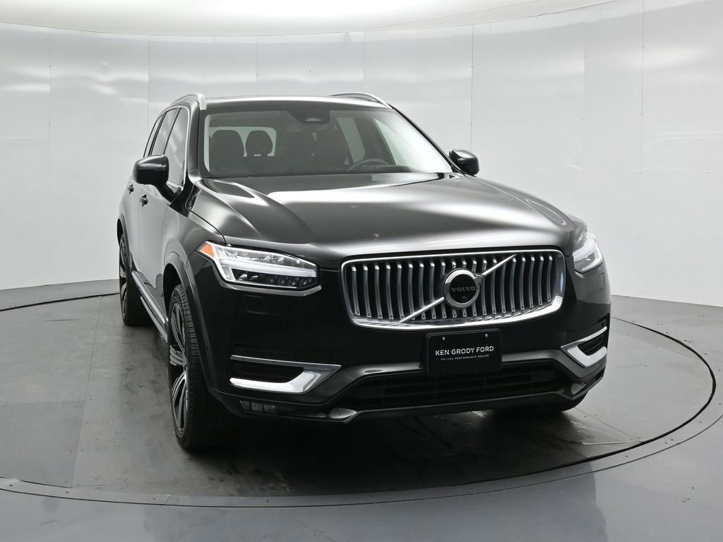 Used 2023 Volvo XC90 B6 Ultimate w/ Protection Package Premier image 6