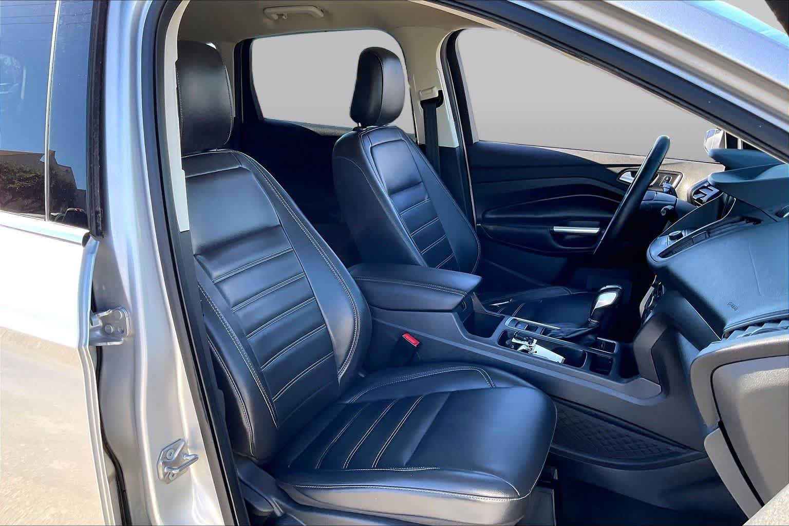Certified 2019 Ford Escape SEL FWD image 9