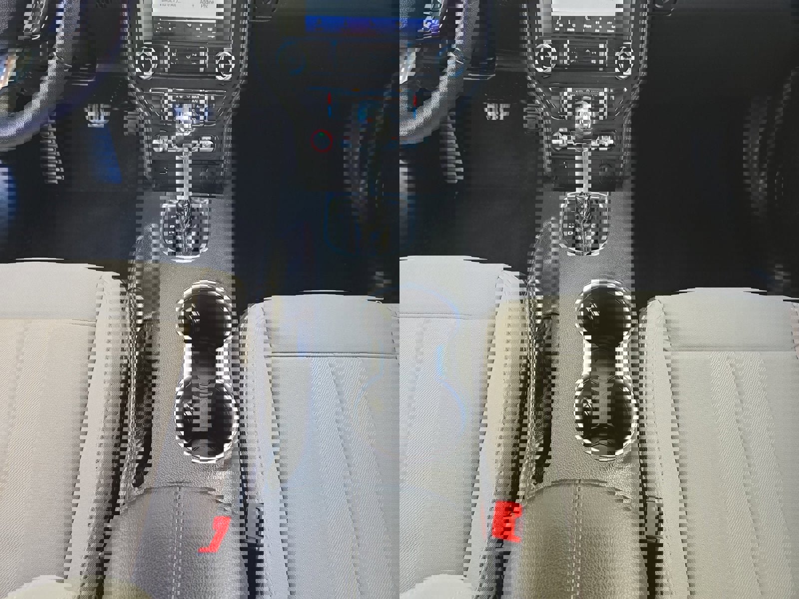 Certified 2022 Ford Mustang Convertible w/ Equipment Group 101A image 22