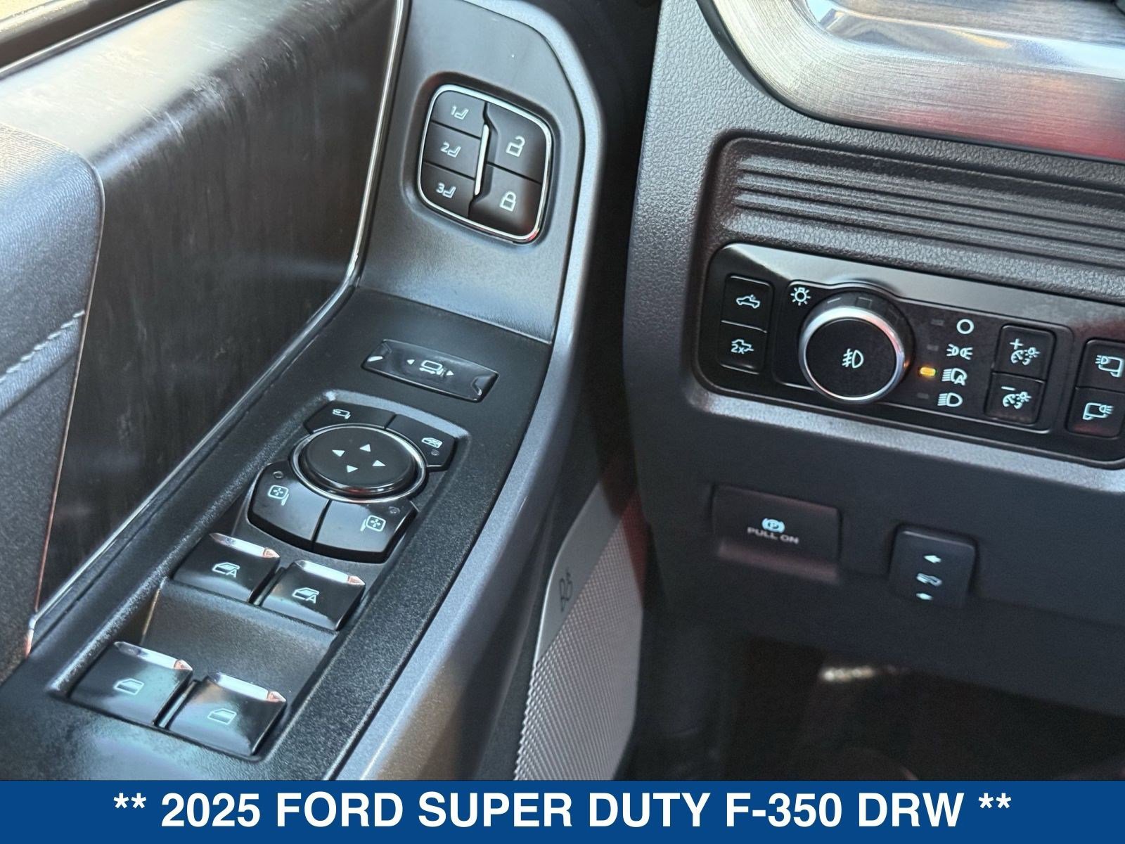 Certified 2025 Ford F350 Lariat w/ Lariat Ultimate Package image 23