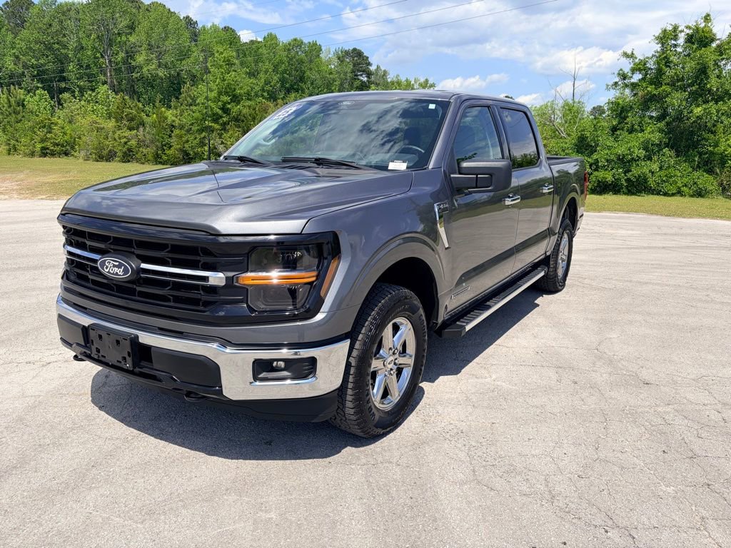 Certified 2025 Ford F150 XLT w/ Equipment Group 301A Standard AWD/4WD image 5