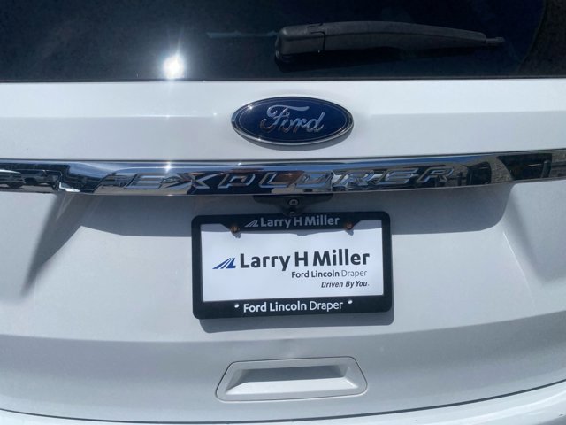 Certified 2017 Ford Explorer FWD image 24