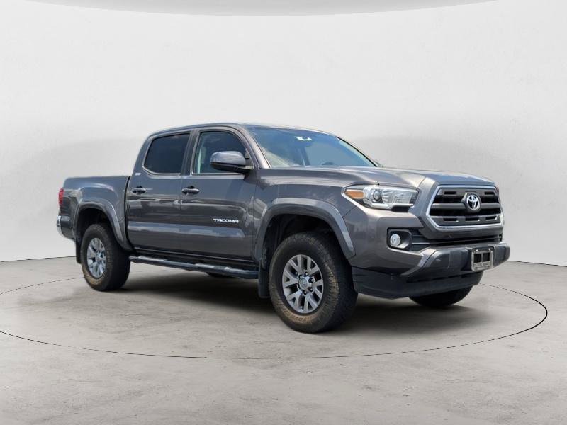 Used 2017 Toyota Tacoma SR5 w/ Tow Package AWD/4WD image 1