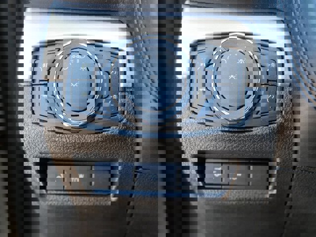 Certified 2018 Ford Explorer Platinum image 23