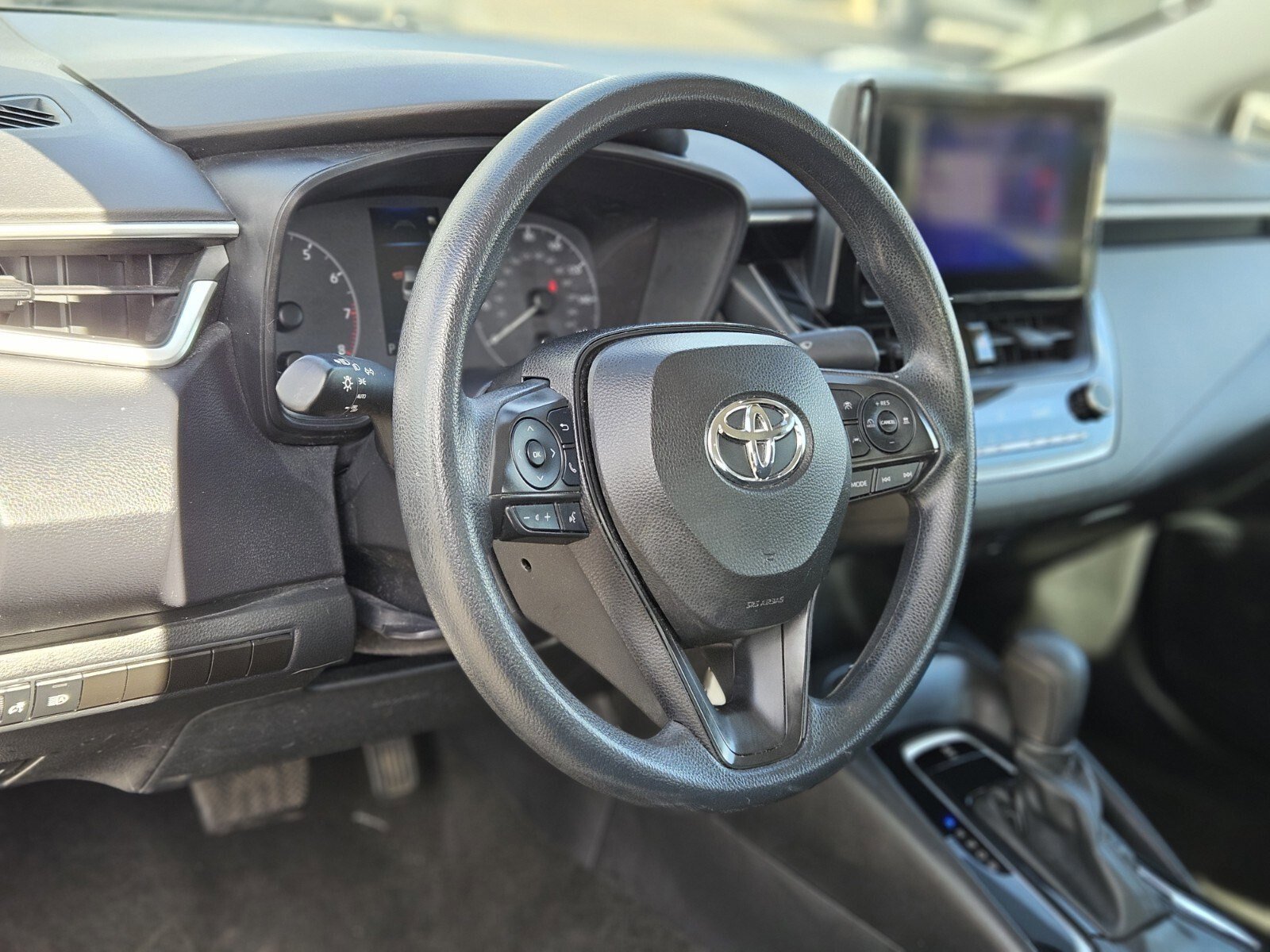 Used 2023 Toyota Corolla LE image 20
