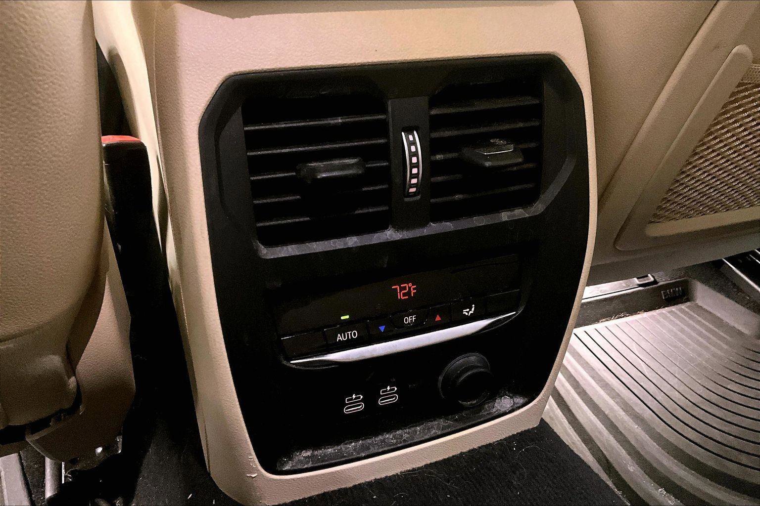 Used 2020 BMW 330i xDrive Sedan w/ Convenience Package image 32