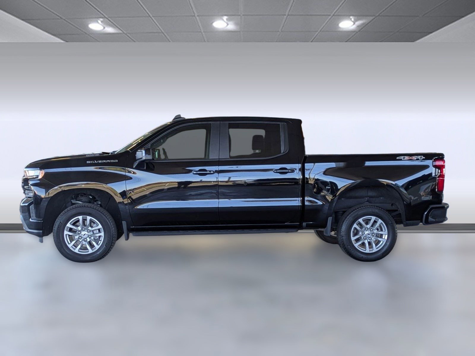 Used 2021 Chevrolet Silverado 1500 RST w/ Bed Protection Package image 2