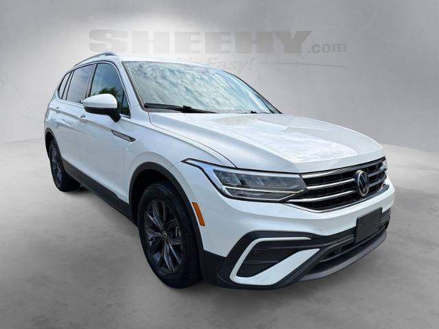 Used 2023 Volkswagen Tiguan SE FWD image 2