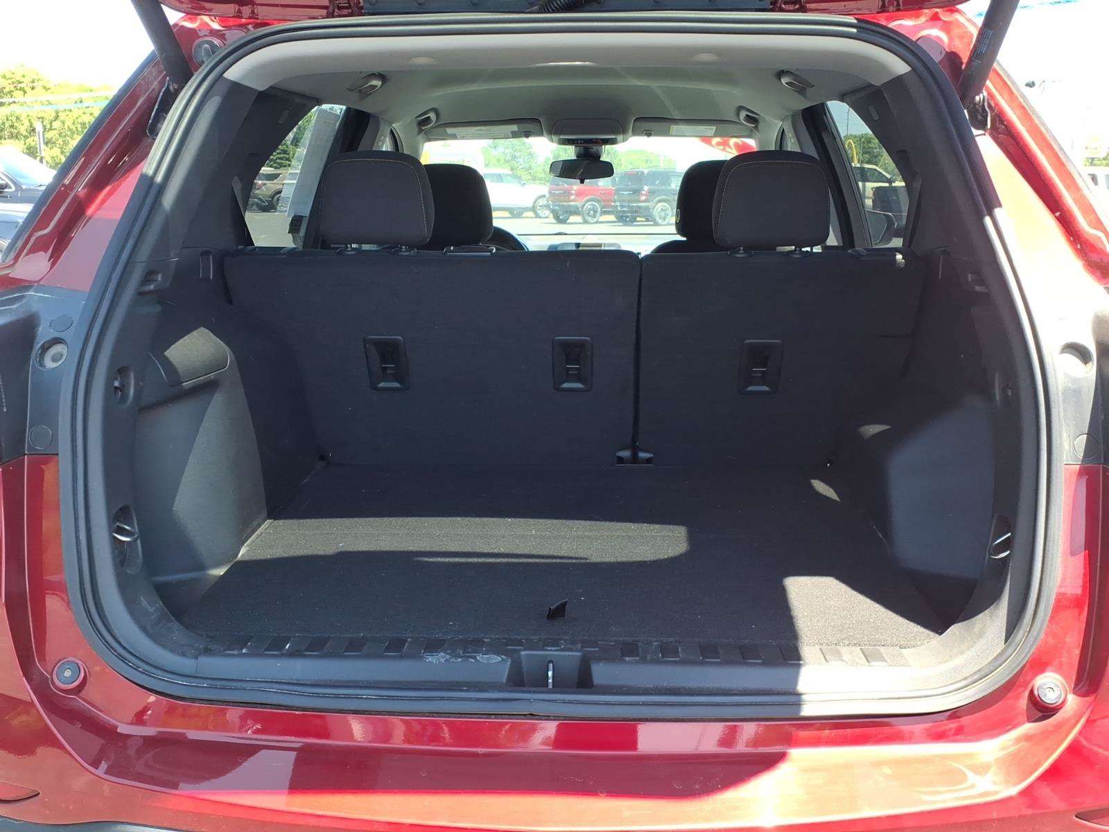 Used 2023 Chevrolet Equinox LT AWD/4WD image 12