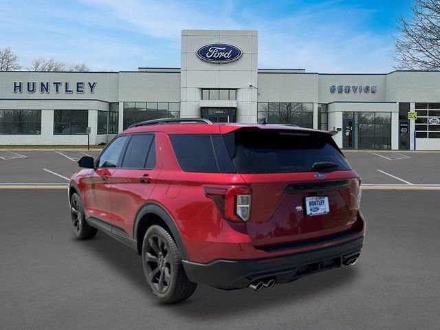 Certified 2024 Ford Explorer ST w/ Equipment Group 401A AWD/4WD image 6