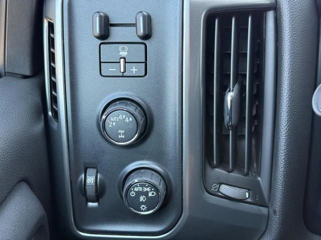 Used 2017 Chevrolet Silverado 1500 LT w/ All Star Edition image 21