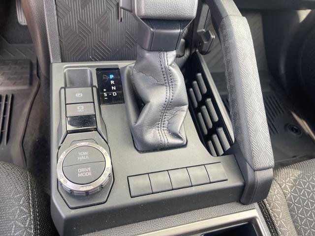 Used 2025 Toyota 4Runner SR5 RWD image 14