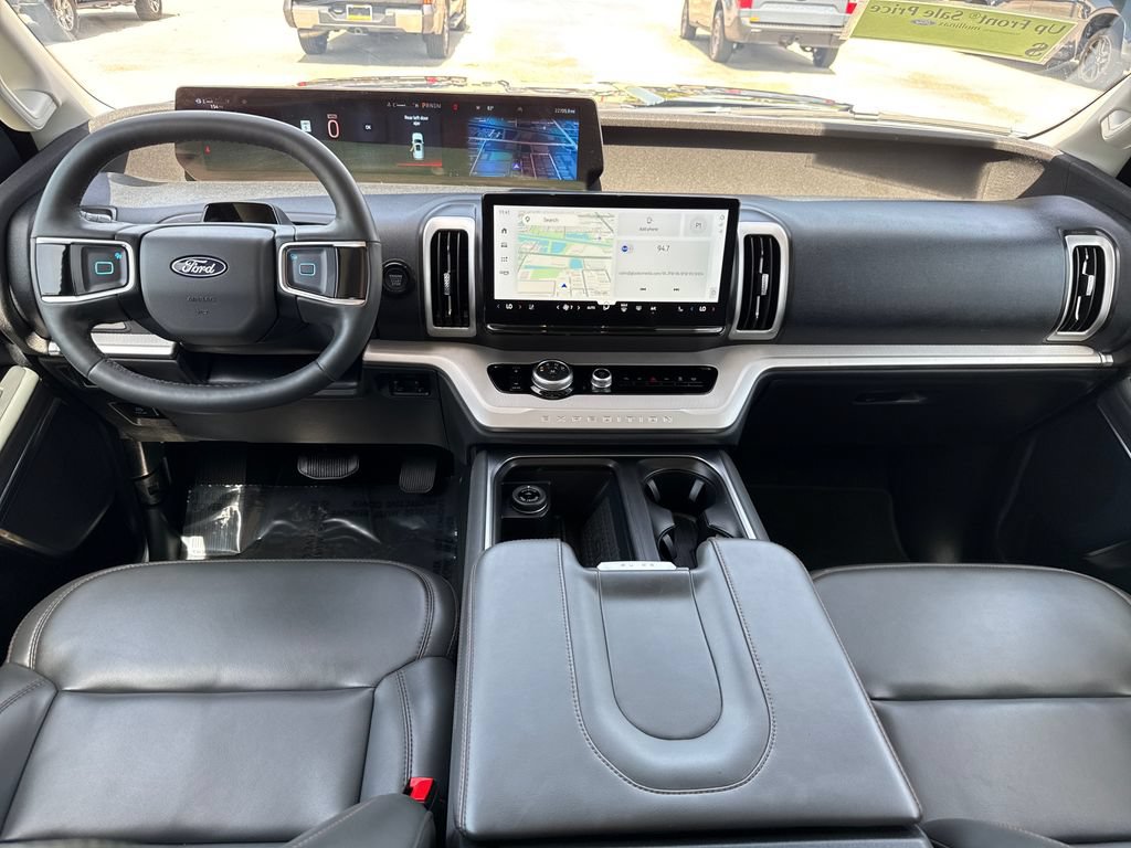 Certified 2025 Ford Expedition Active RWD image 6