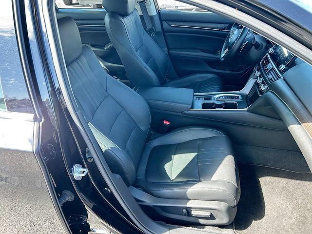 Used 2022 Honda Accord Touring image 31