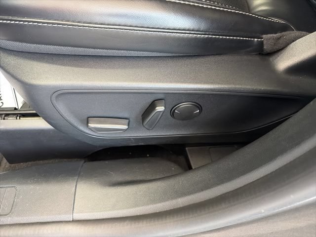 Certified 2024 Ford Escape Platinum AWD/4WD image 18