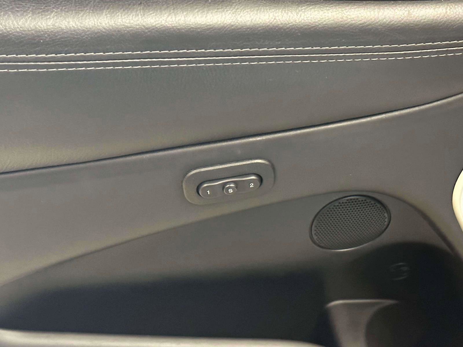 Used 2020 Jeep Grand Cherokee SRT image 17