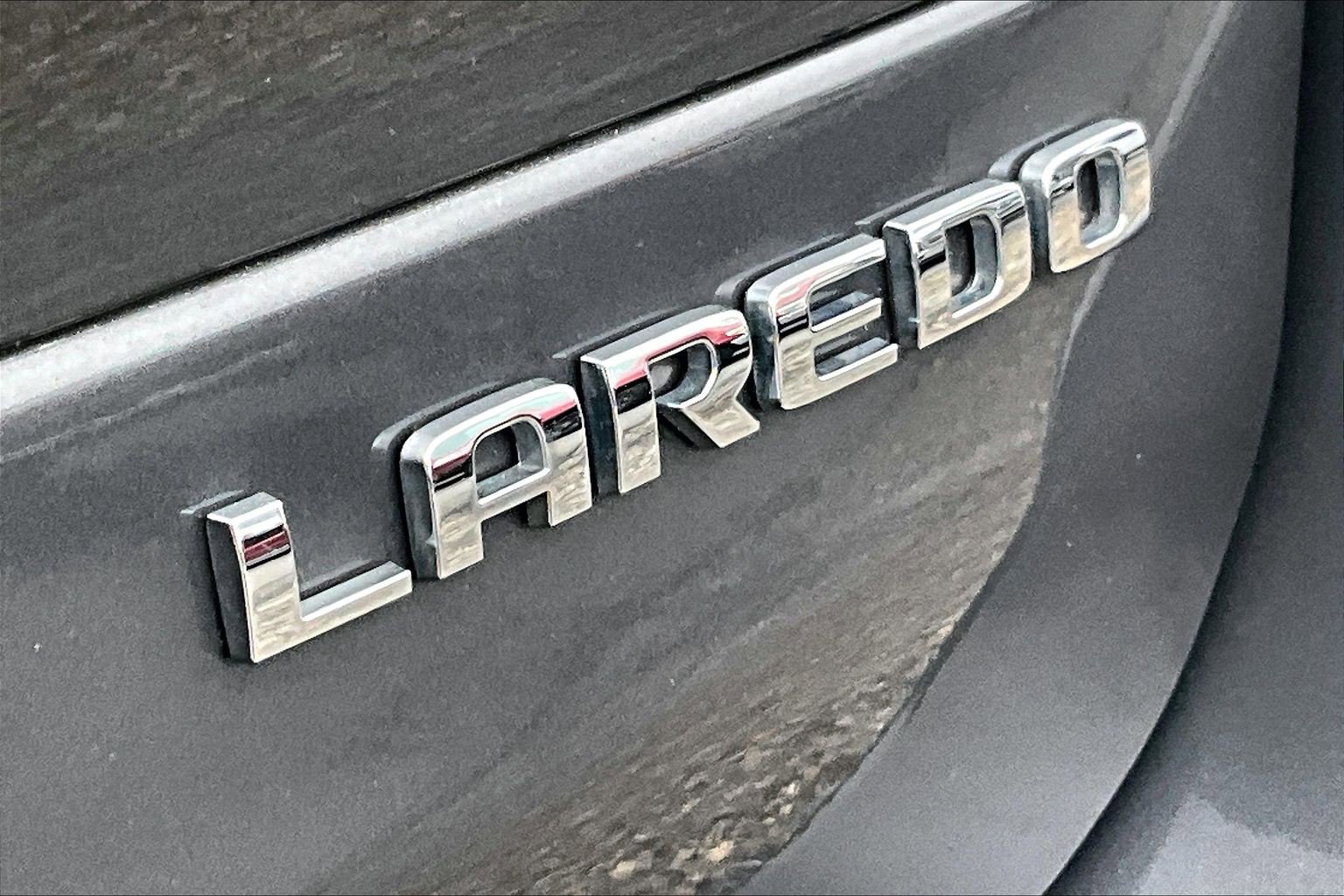 Used 2022 Jeep Grand Cherokee L Laredo w/ Luxury Tech Group I RWD image 31
