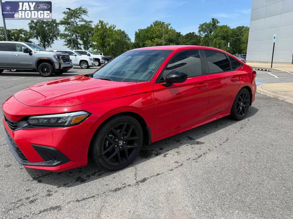 Used 2022 Honda Civic Sport image 2