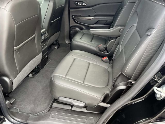 Used 2023 GMC Acadia SLT w/ Preferred Package image 13