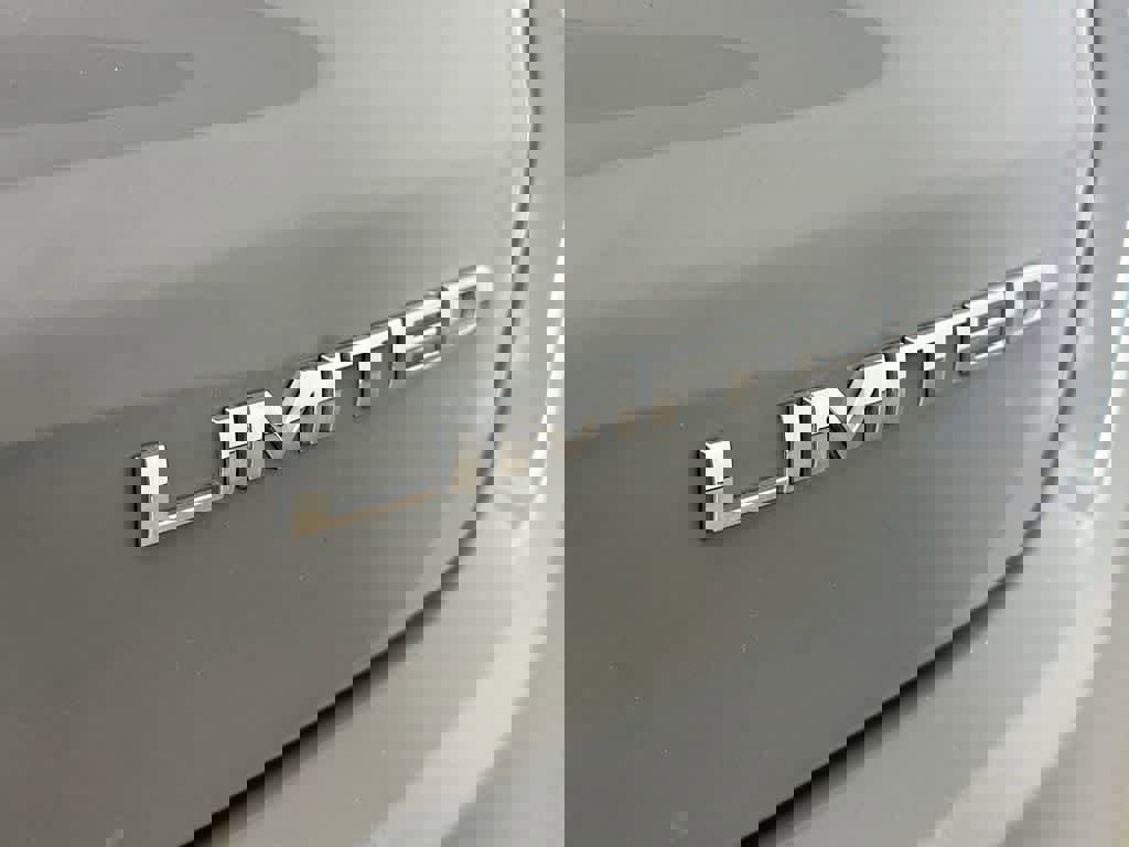 Used 2021 Jeep Compass Limited image 7