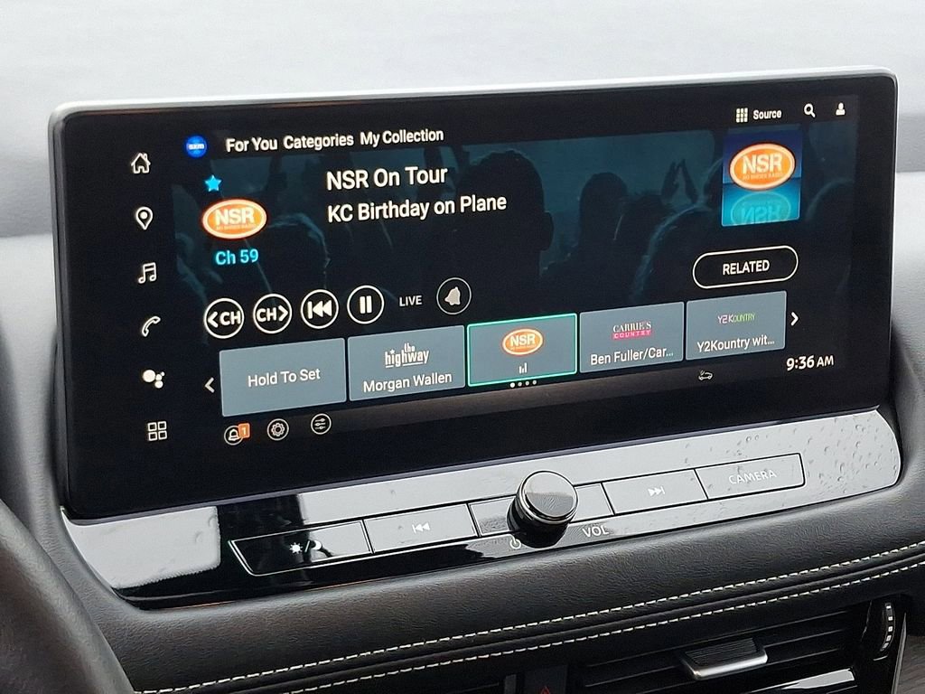 Used 2024 Nissan Rogue Platinum w/ Platinum Premium Package image 19