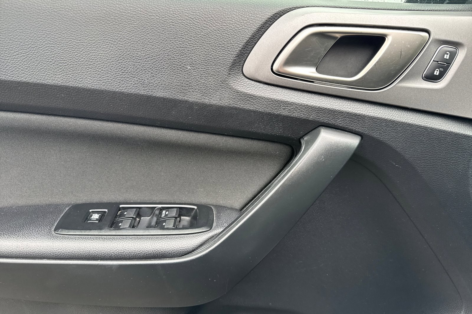 Certified 2020 Ford Ranger XLT w/ Equipment Group 301A Mid image 11