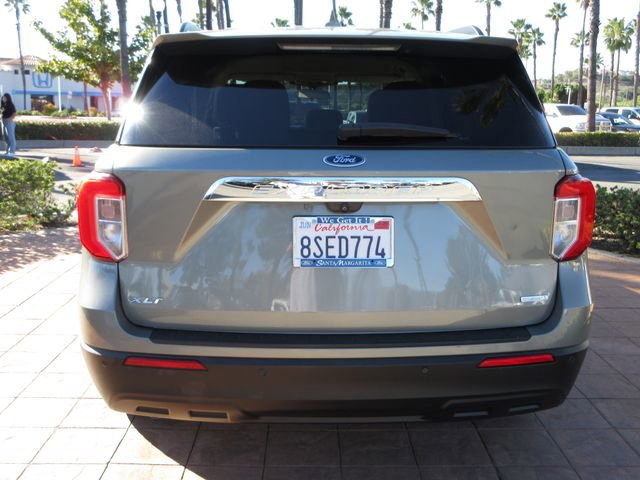 Certified 2020 Ford Explorer XLT image 3