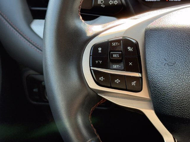 Certified 2025 Ford Explorer Active AWD/4WD image 31