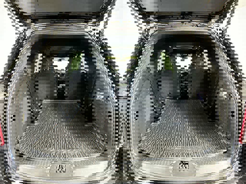 Certified 2020 Ford Explorer ST w/ ST Street Pack image 23