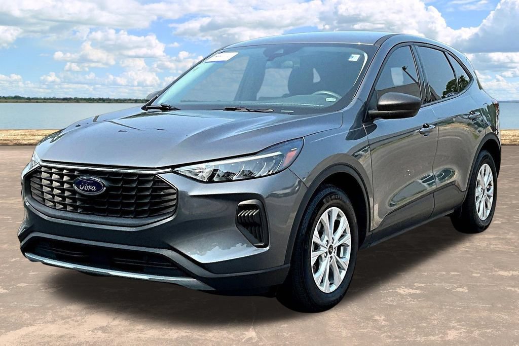 Certified 2025 Ford Escape Active FWD image 4