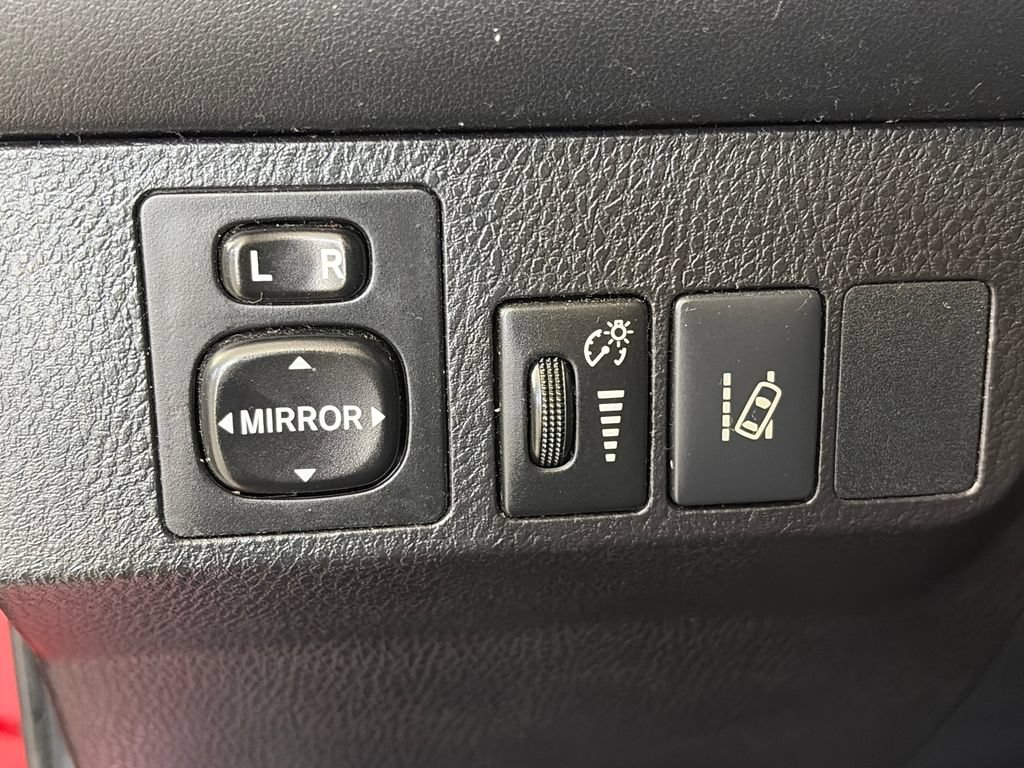 Used 2017 Toyota RAV4 LE w/ All Weather Liner Package AWD/4WD image 22