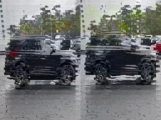 Certified 2025 Ford Explorer ST w/ Sun And Sound Package image 6