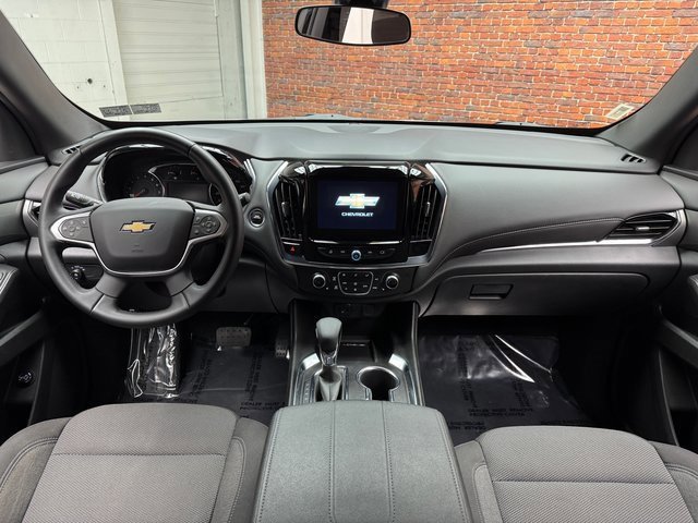 Used 2023 Chevrolet Traverse LT image 13