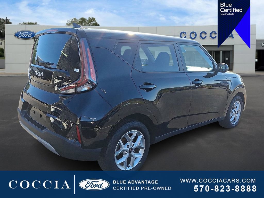 Used 2023 Kia Soul LX w/ LX Technology Package image 5