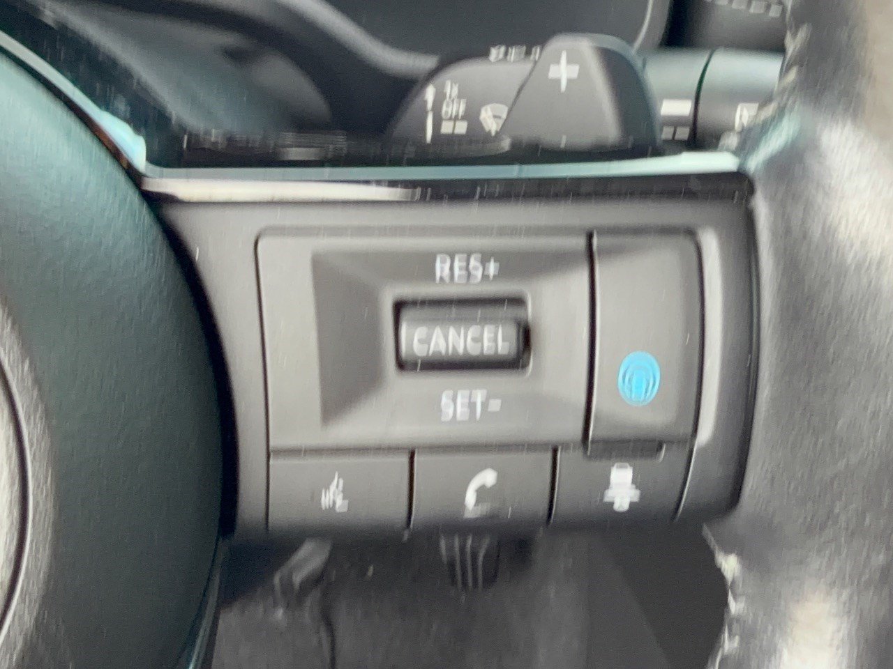 Used 2021 Nissan Rogue SL w/ Premium Package FWD image 19