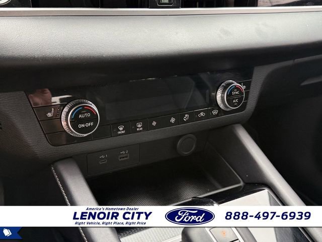 Used 2023 Mitsubishi Outlander SE Black Edition image 26