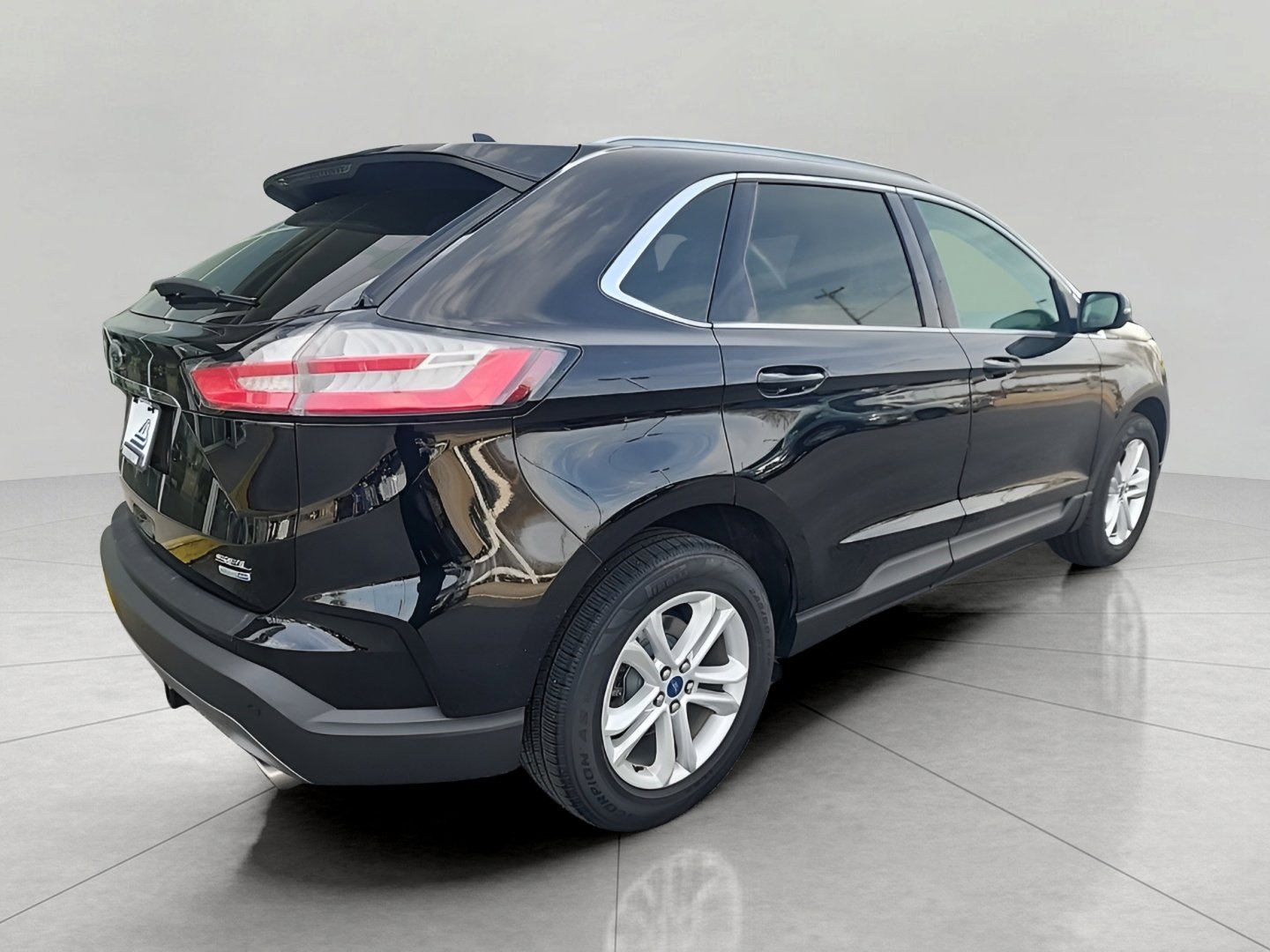 Certified 2020 Ford Edge SEL w/ Cold Weather Package image 6