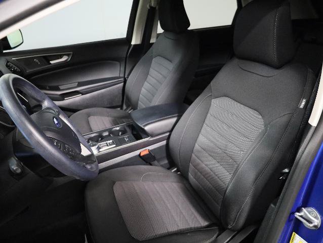 Certified 2024 Ford Edge SE w/ Black Appearance Package AWD/4WD image 9