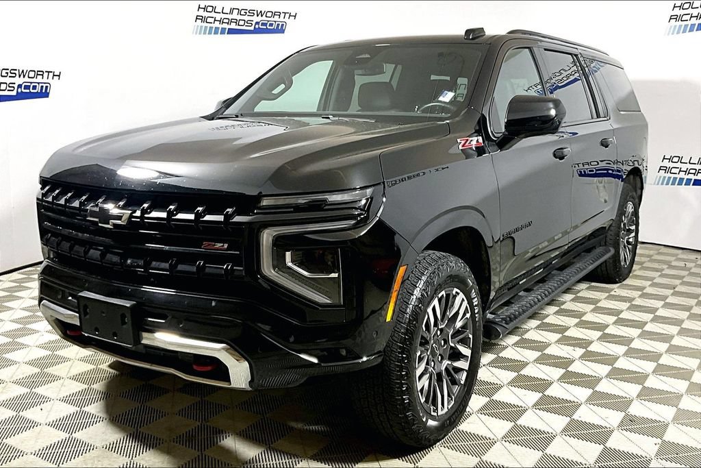 Used 2025 Chevrolet Suburban Z71 AWD/4WD image 1