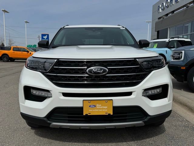 Certified 2022 Ford Explorer XLT w/ Equipment Group 202A AWD/4WD image 5