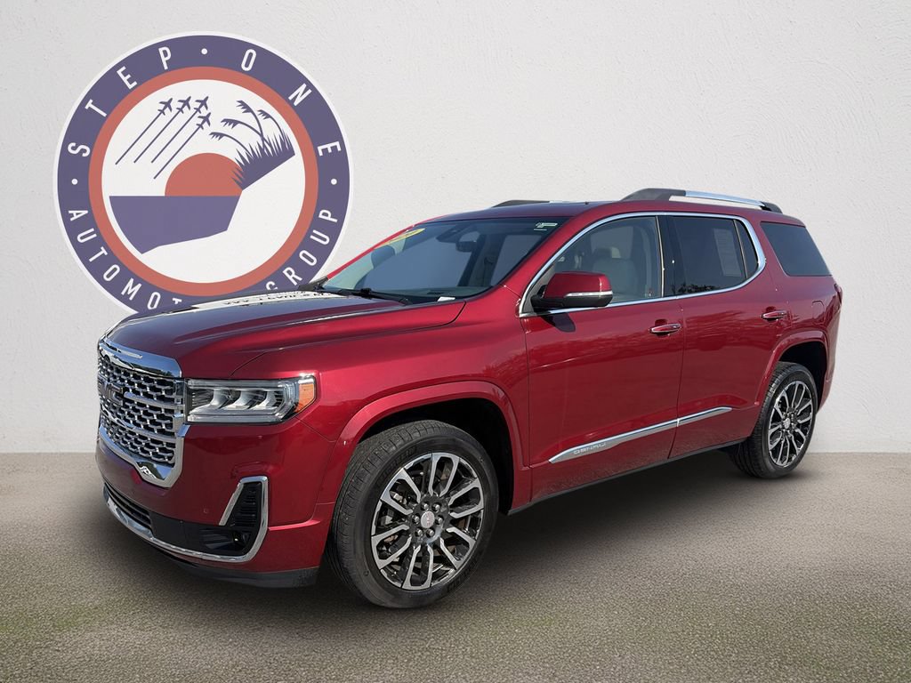 Used 2020 GMC Acadia Denali w/ Technology Package FWD image 2