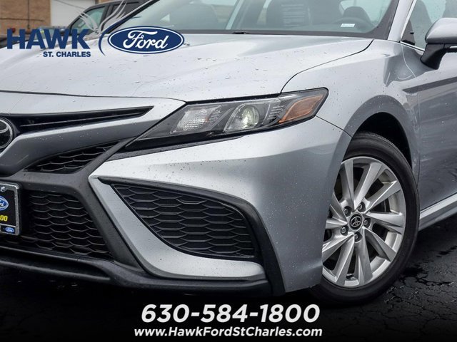 Used 2023 Toyota Camry SE FWD image 2