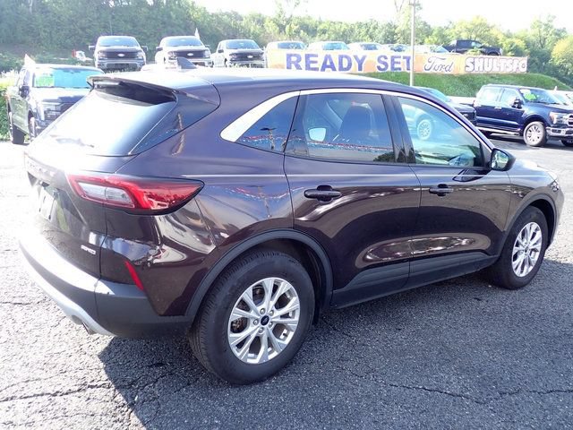 Certified 2023 Ford Escape Active AWD/4WD image 6