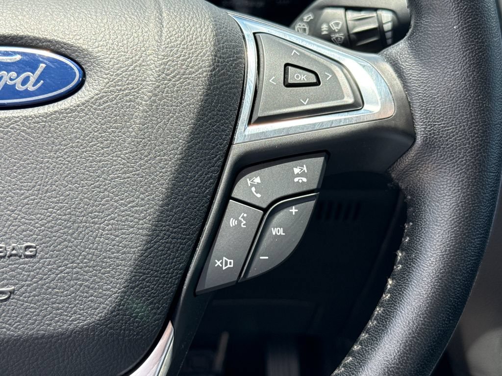 Certified 2021 Ford Edge Titanium FWD image 16